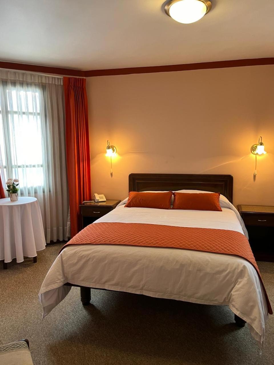 Hotel Gran Libertador Потосі Екстер'єр фото